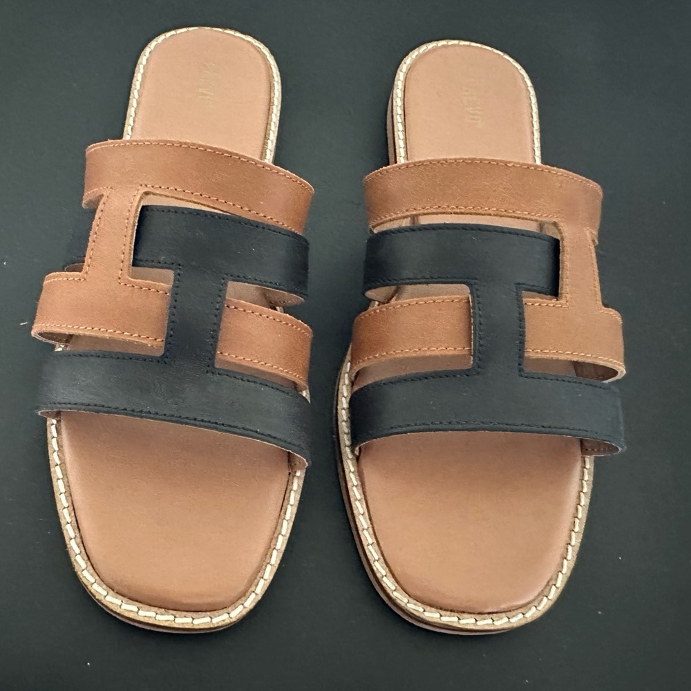 Summer sandals